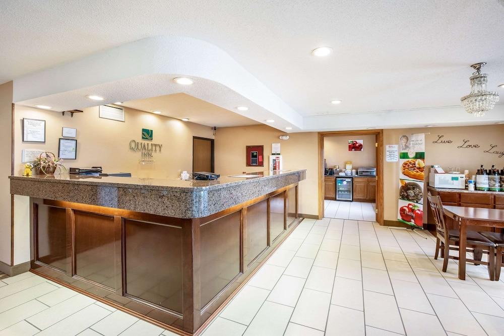 Quality Inn - Storm Lake photo 5