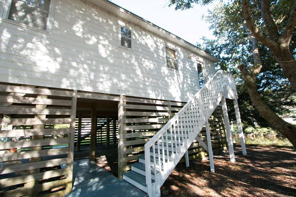 Outer Banks Motel - Village Accommodations photo 77