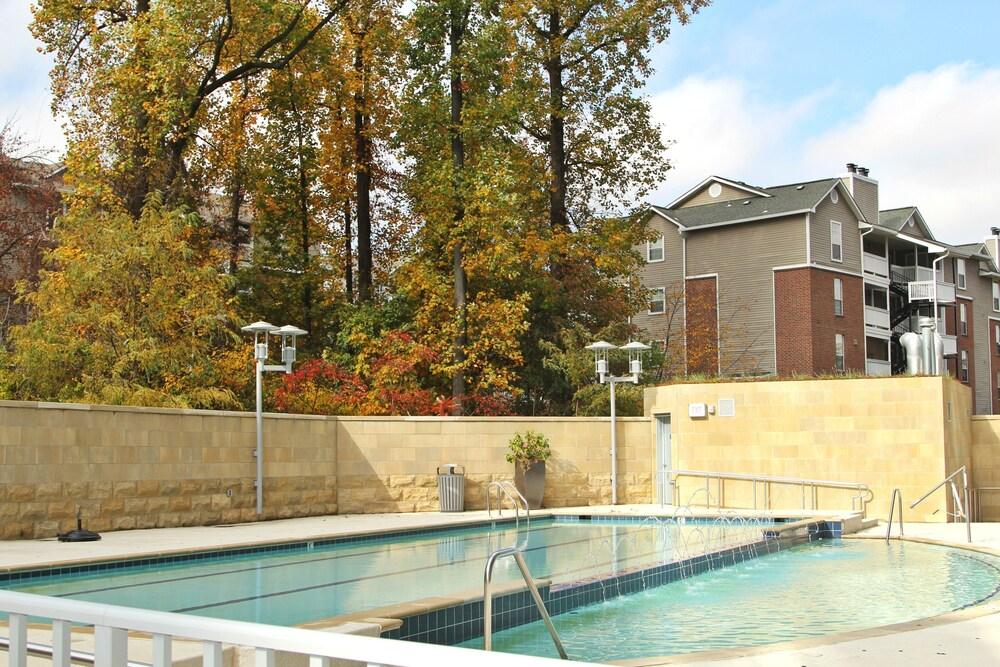 Weichert Suites at The Ovation photo 9