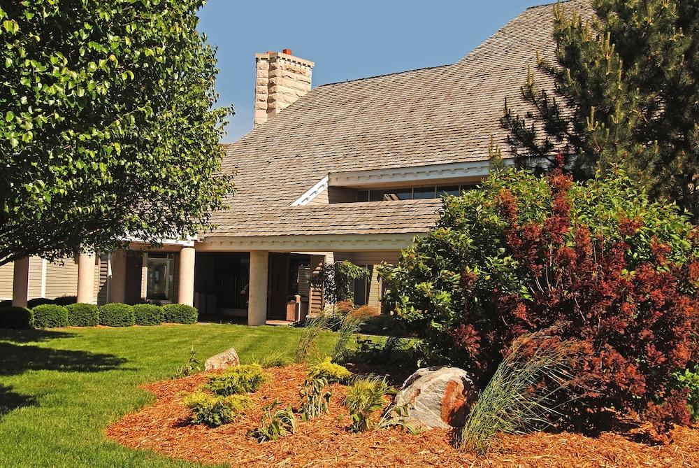 Maumee Bay Lodge and Conference Center photo 53