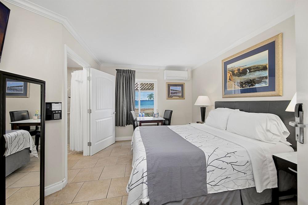 Ocean Beach Hotel photo 52