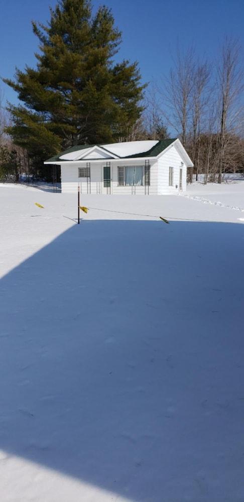 Chapel Hill Motel photo 30