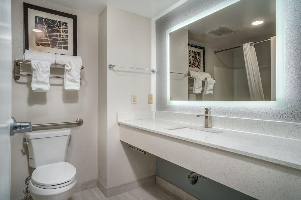 Best Western Plus Swansboro Emerald Isle photo 9