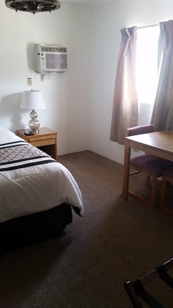 Mystic Valley Inn photo 31