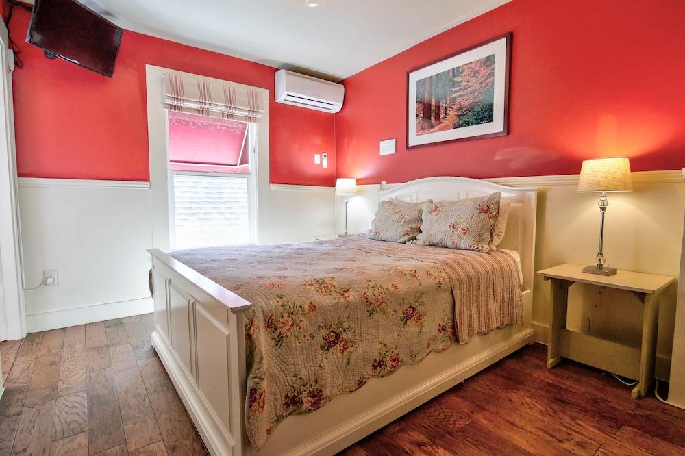 Hotel Charlotte photo 32