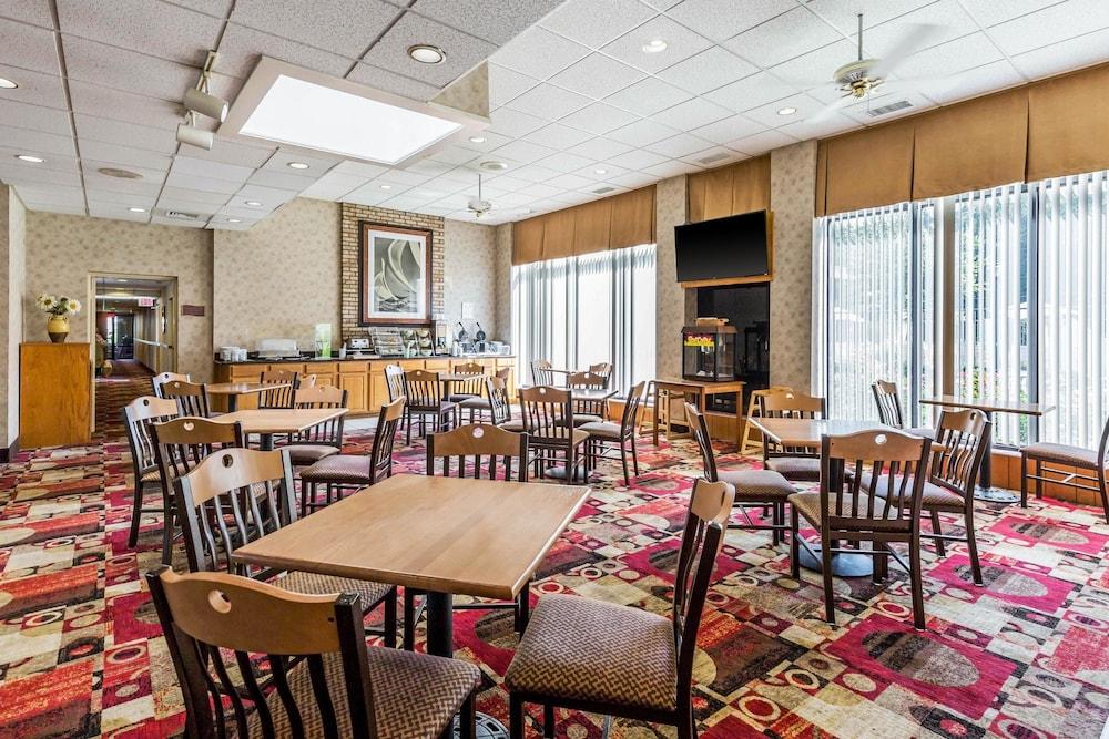Quality Inn photo 22