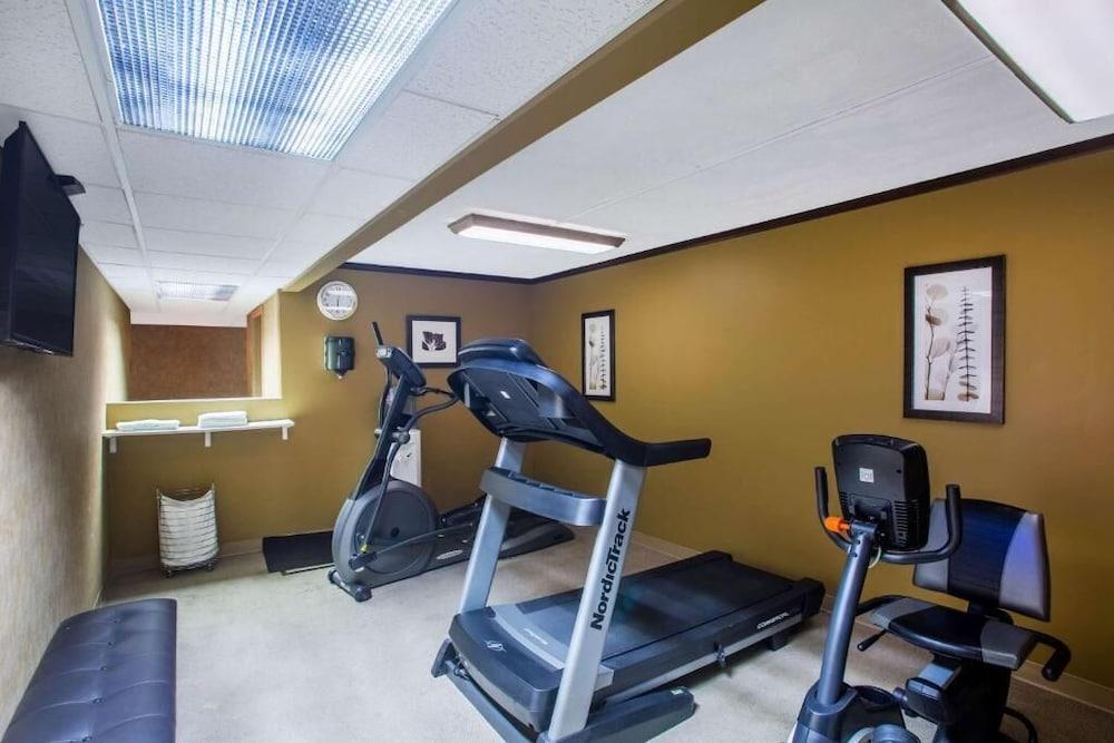 Riverfront Hotel photo 9