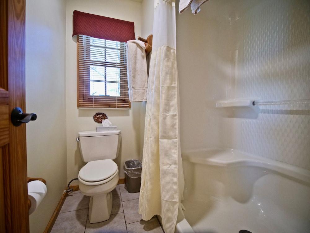 Whaleback Inn photo 8