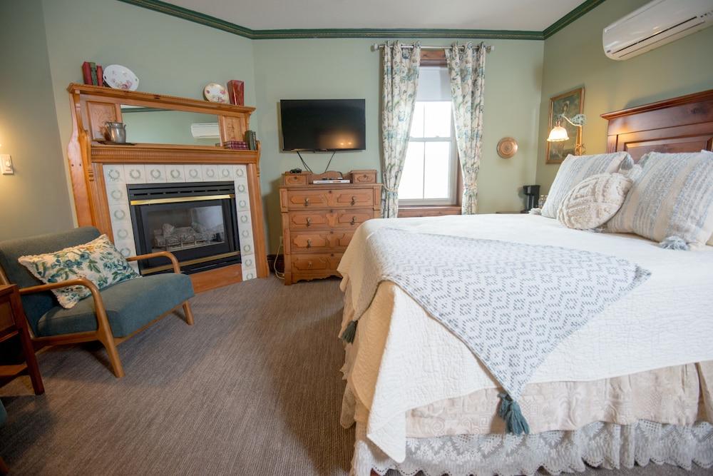 Inn at Cedar Crossing photo 32