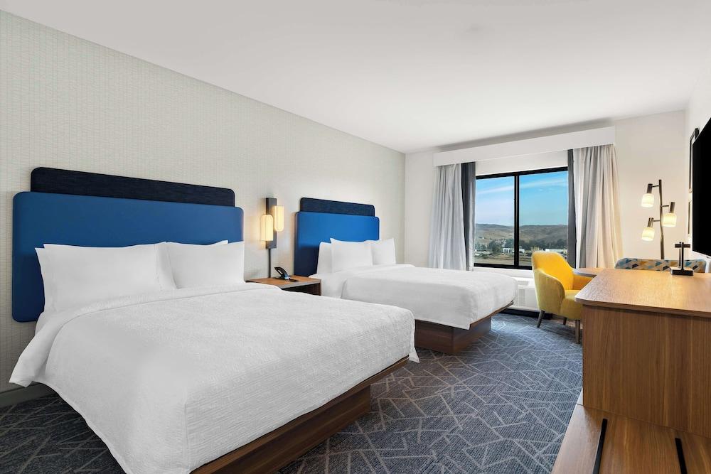 Hampton Inn & Suites Corona, Ca photo 41