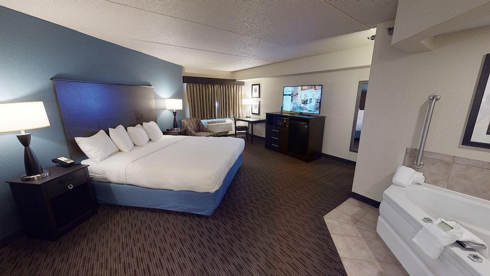 AmericInn by Wyndham Mounds View Minneapolis photo 10