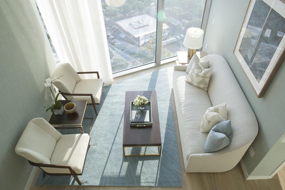 Real Select at the Ritz Carlton Residences, Waikiki Beach photo 44