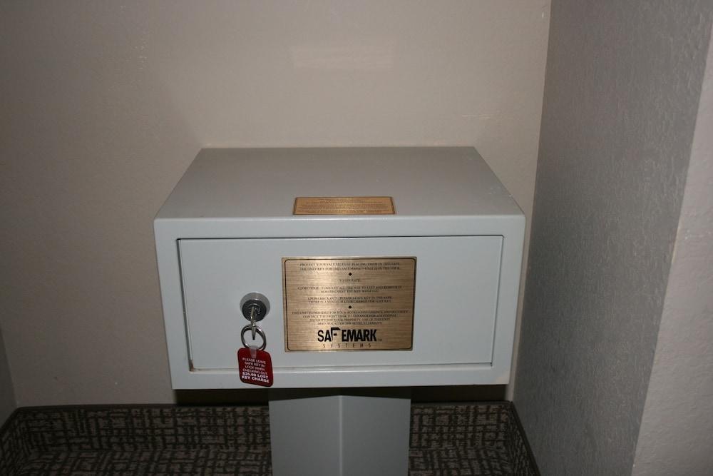 Bristol Arcadia Inn photo 18
