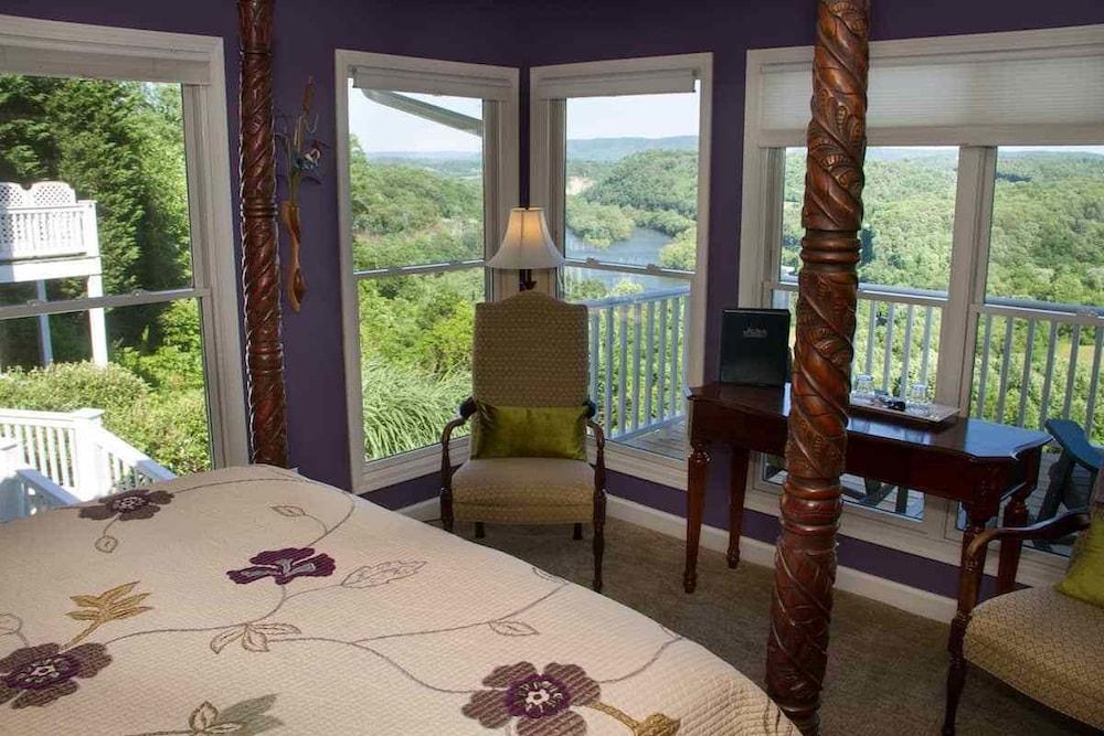 Inn at Riverbend photo 35