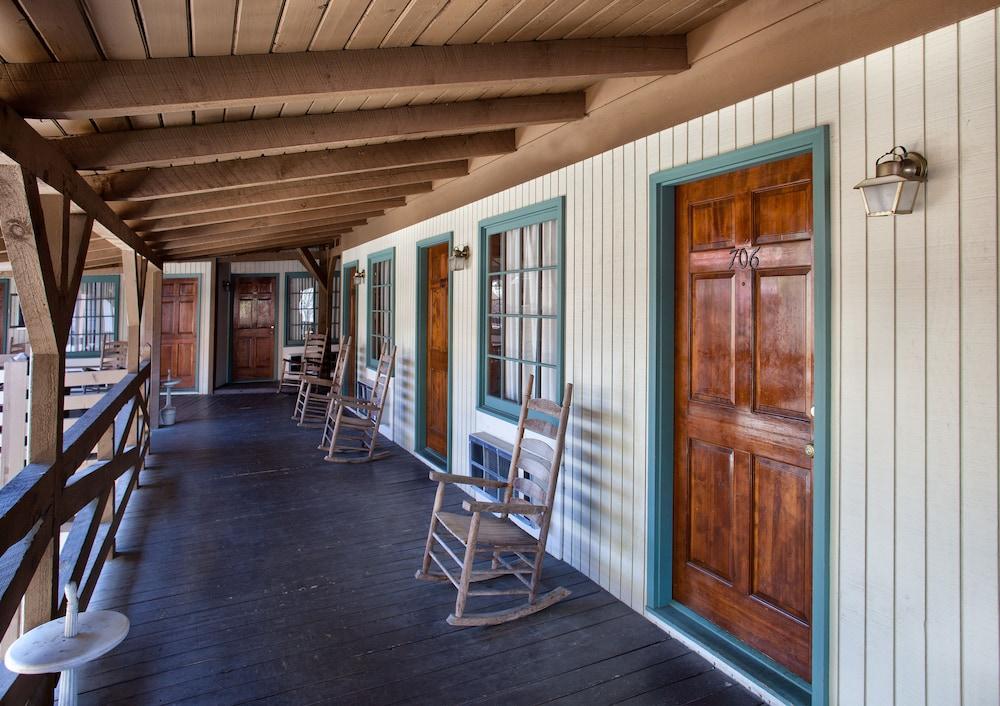Helendorf River Inn, Suites & Conference Center photo 19