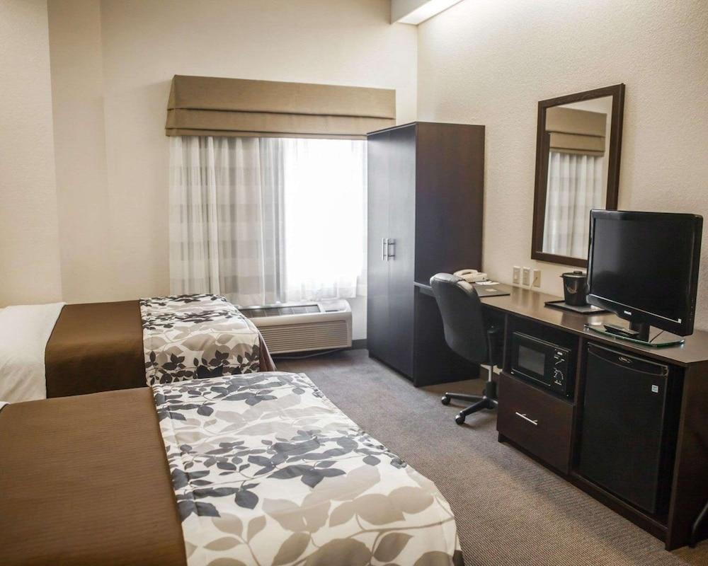 Sleep Inn & Suites photo 57