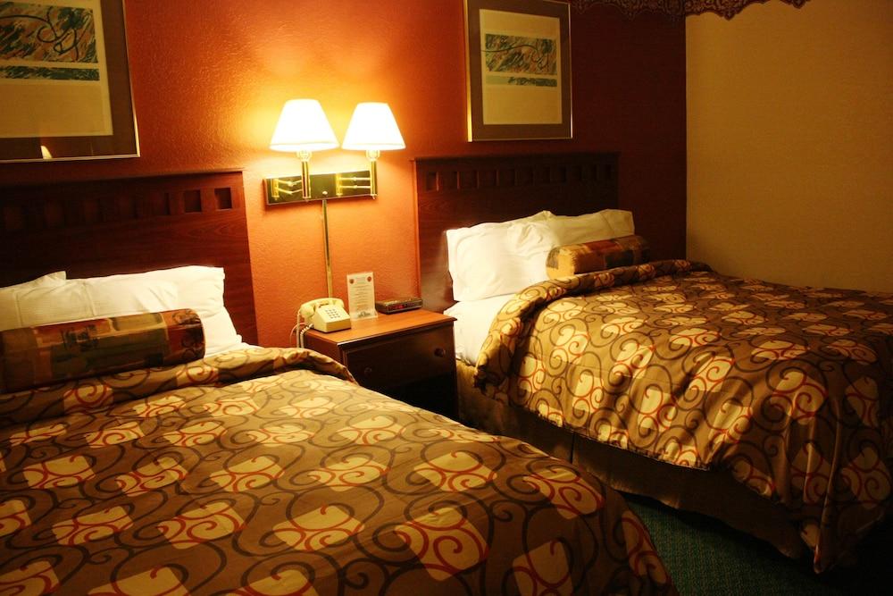 Relax Inn photo 20