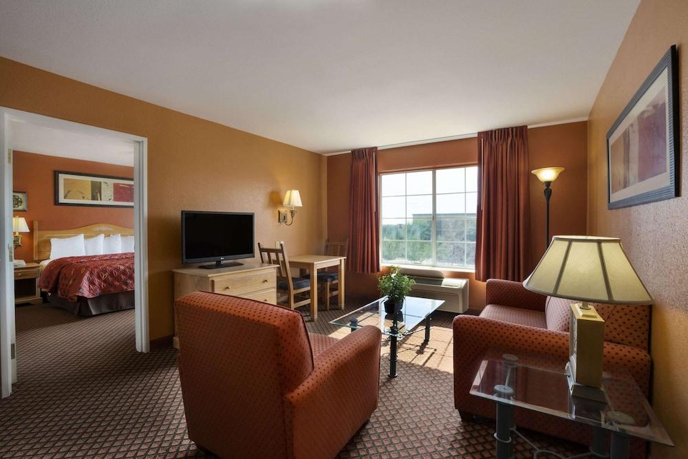 Garner Hotel Phoenix Northwest – Surprise by IHG photo 11