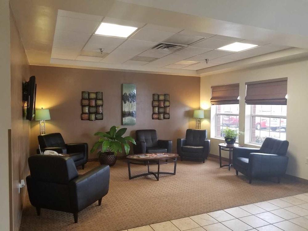 Landmark Inn Fort Liberty photo 31