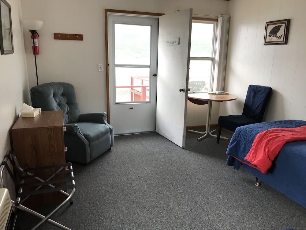Zachar Bay Lodge Inc photo 15