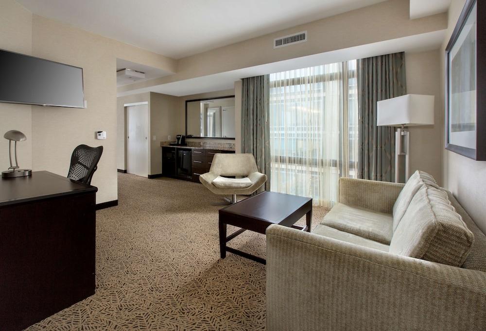 Hilton Garden Inn Washington DC/U.S. Capitol photo 12