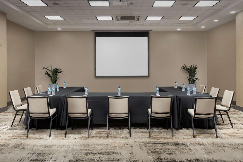 Doubletree by Hilton Chattanooga Hamilton Place photo 36