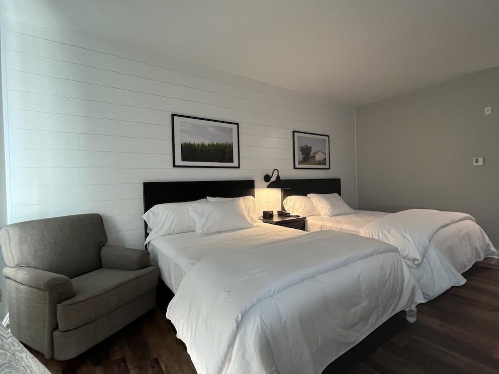 Boyd Farmhouse Inn photo 5