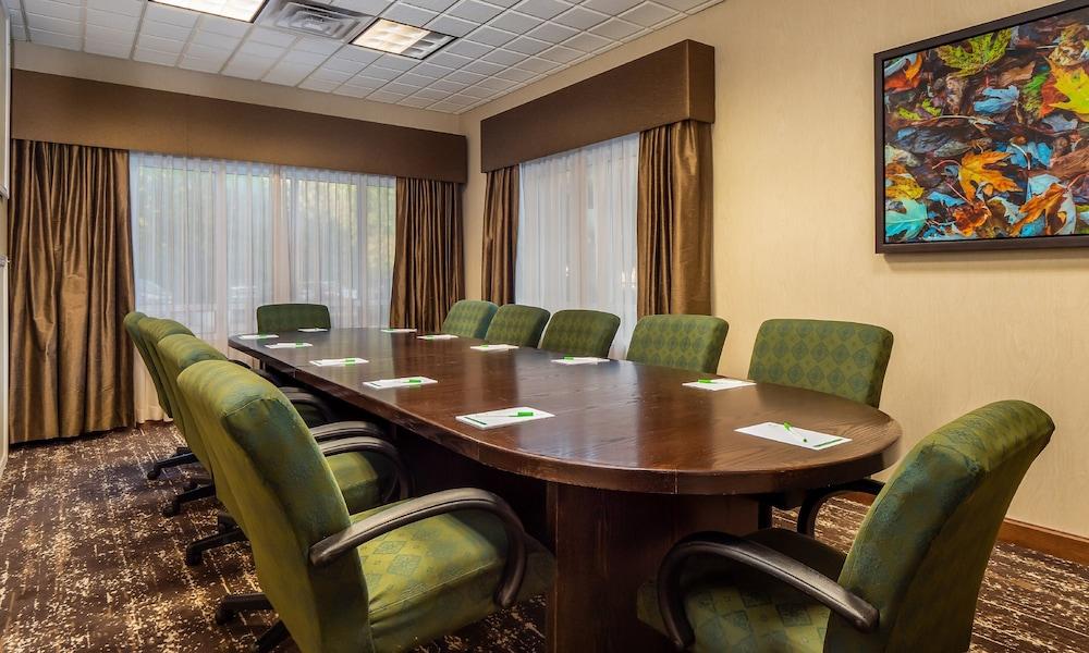 Holiday Inn & Conference Center Marshfield by IHG photo 35
