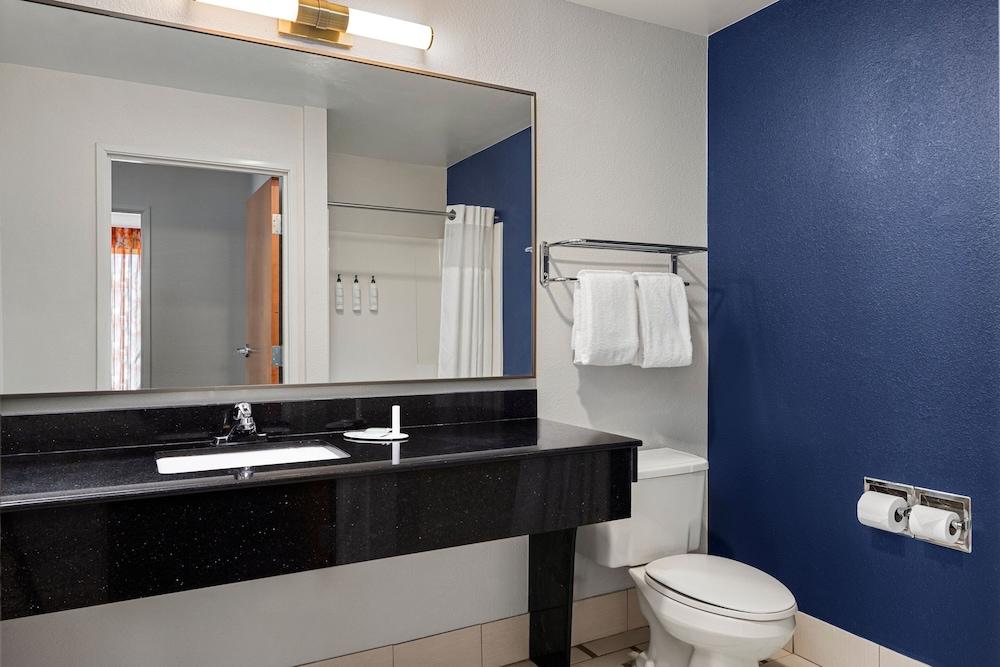 Fairfield Inn & Suites Columbus East photo 20