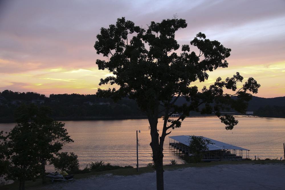 Table Rock Resorts at Kimberling photo 37