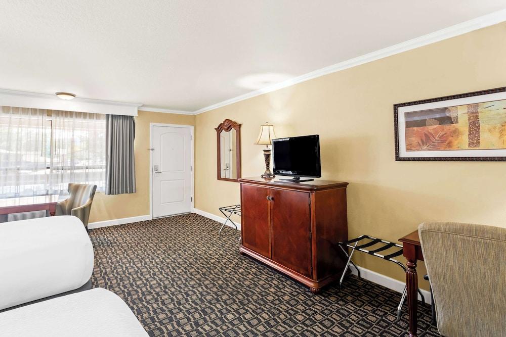 Best Western Miner's Inn photo 20
