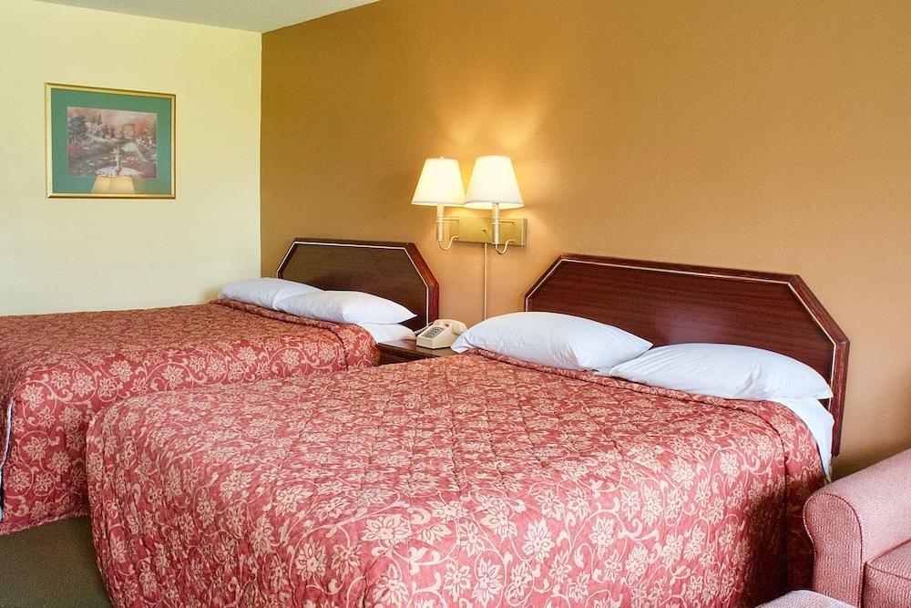 Rodeway Inn Monroe photo 6