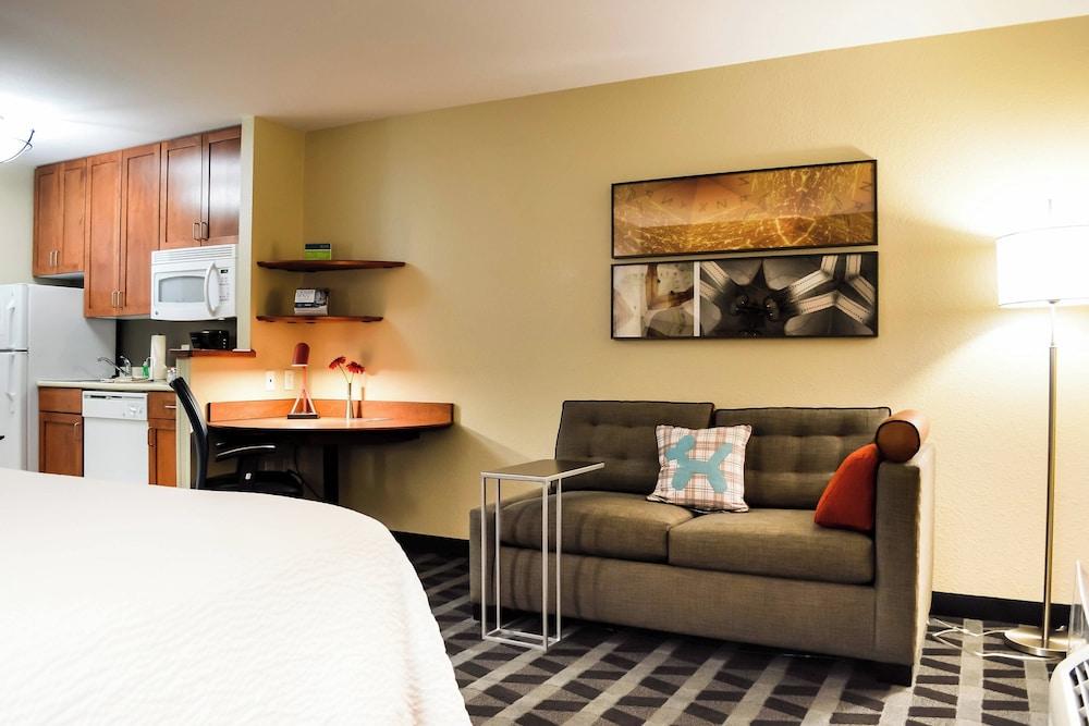 TownePlace Suites by Marriott Quantico Stafford photo 29