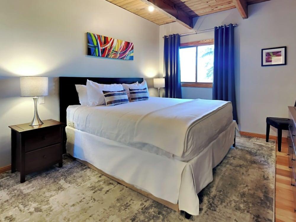 The Timberline Condominiums photo 70