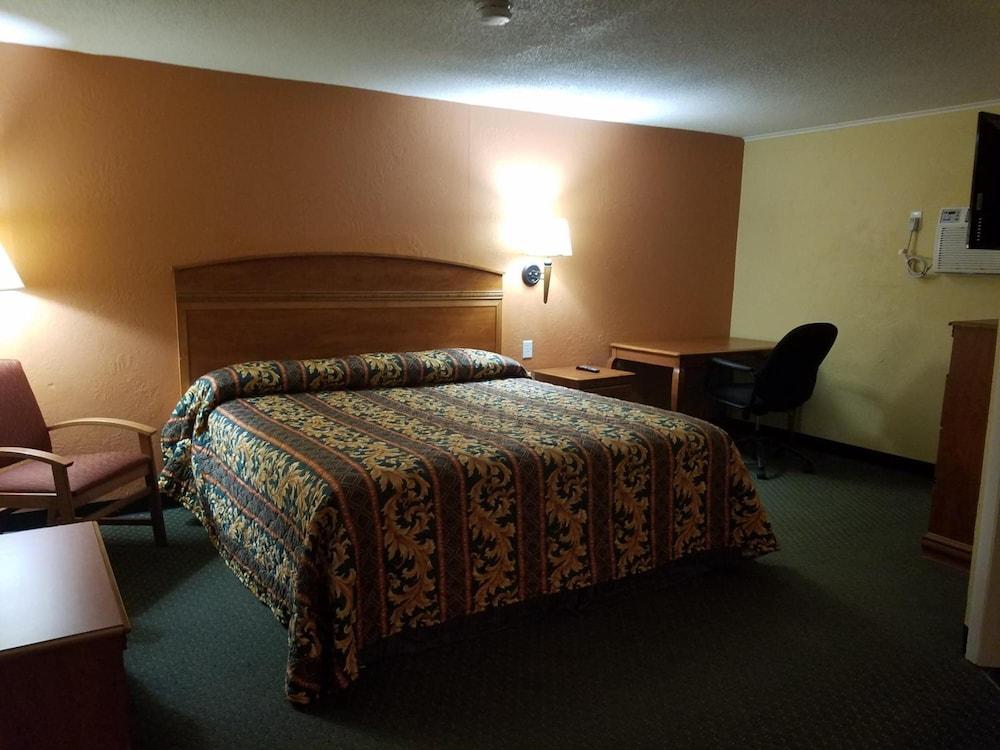 Budget Inn photo 24