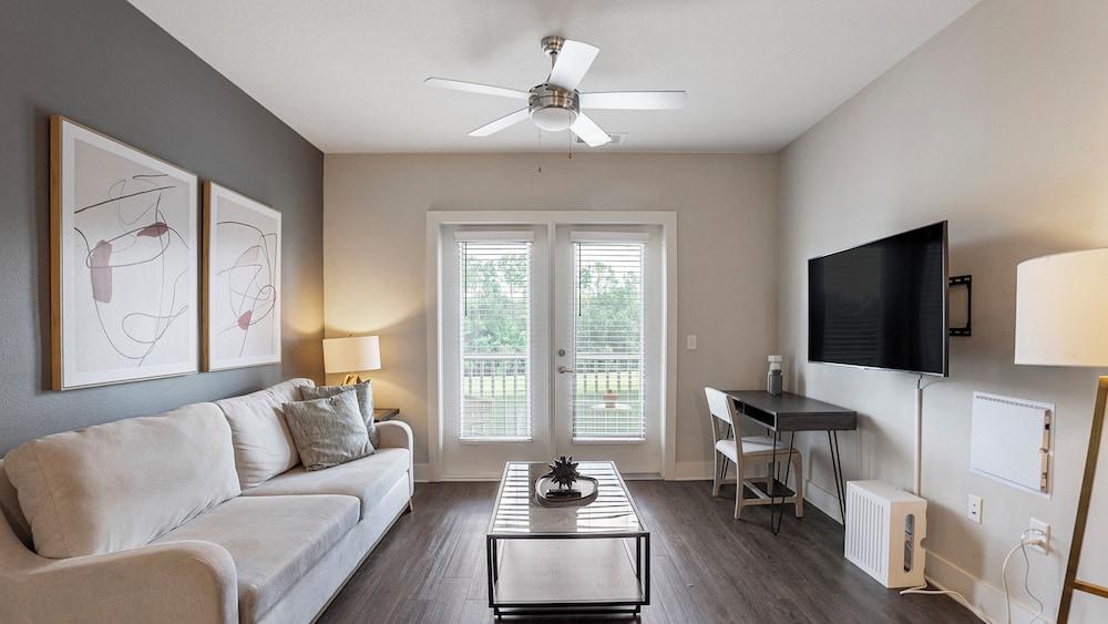 Bradenton Apartments by Landing photo 19
