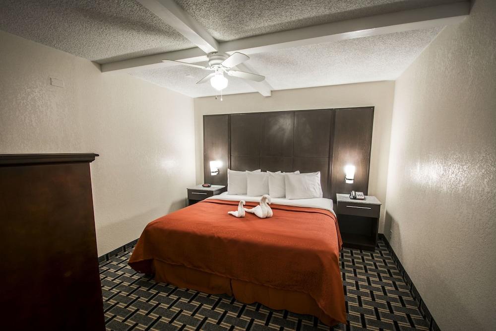 Croix Grand Hotel photo 6