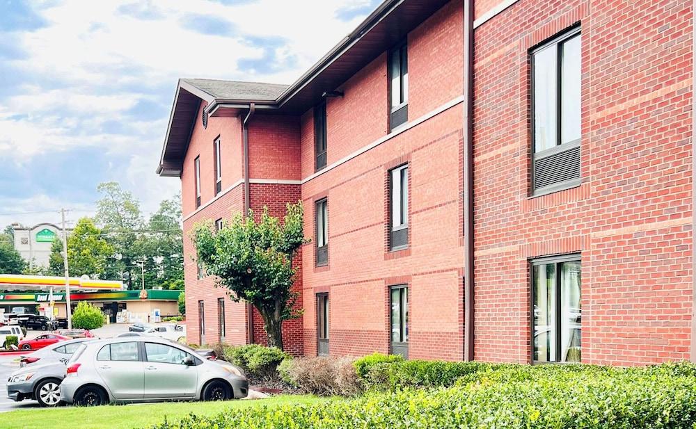 MainStay Suites Little Rock West Near Medical Centers photo 10