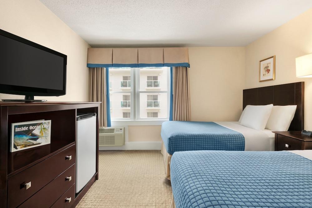 Harrison Hall Hotel photo 48