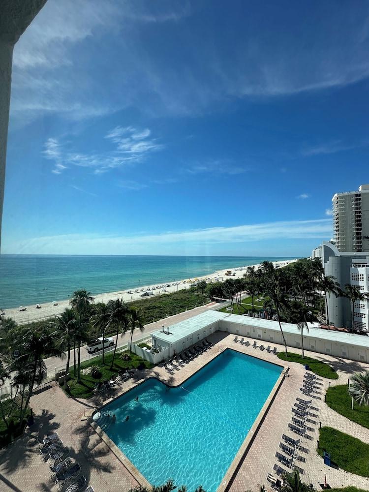 Casablanca Miami Beach photo 94