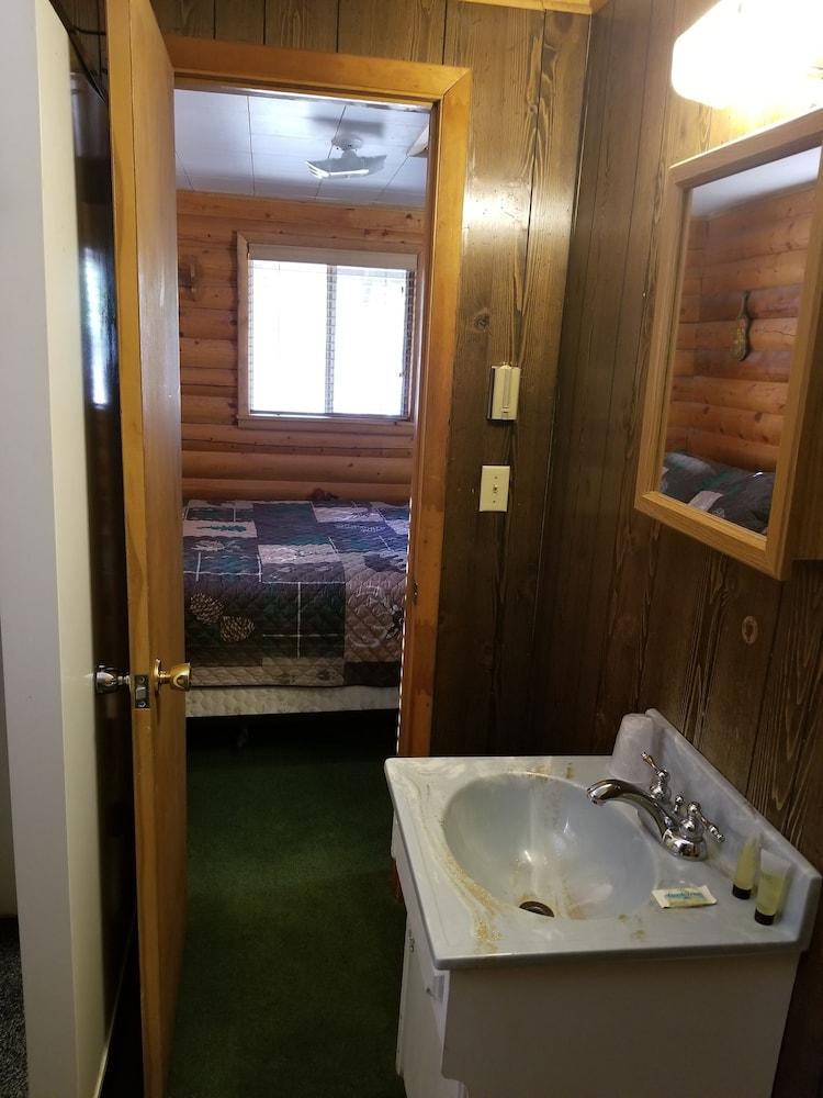 Sourdough Lodge photo 31