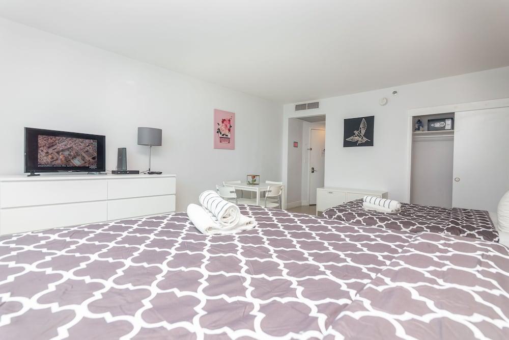 Dilo Apartments photo 25