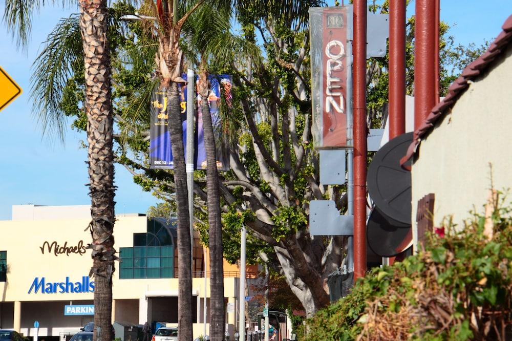 El Royale Hotel Near Universal Studios photo 45