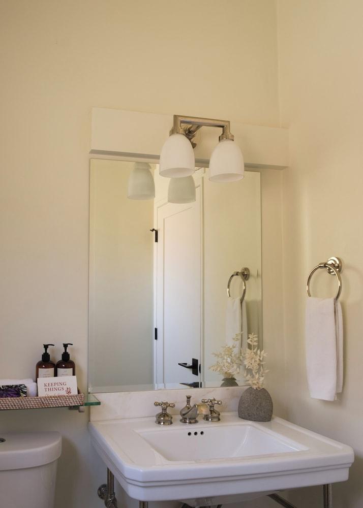 Hotel Ynez photo 15