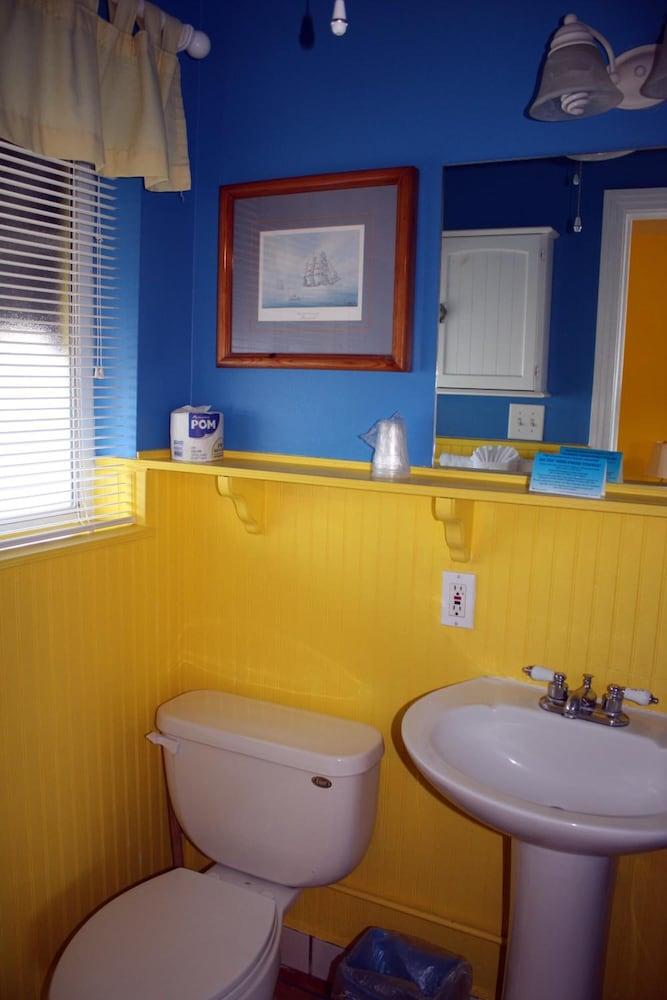 Barefoot Bay Resort & Marina photo 32