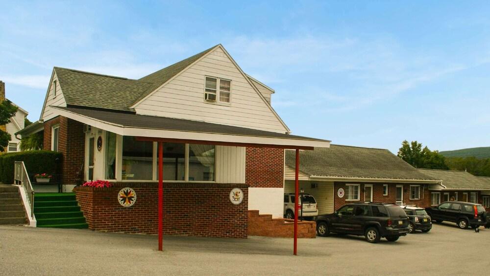 Judy's Motel Bedford photo 21