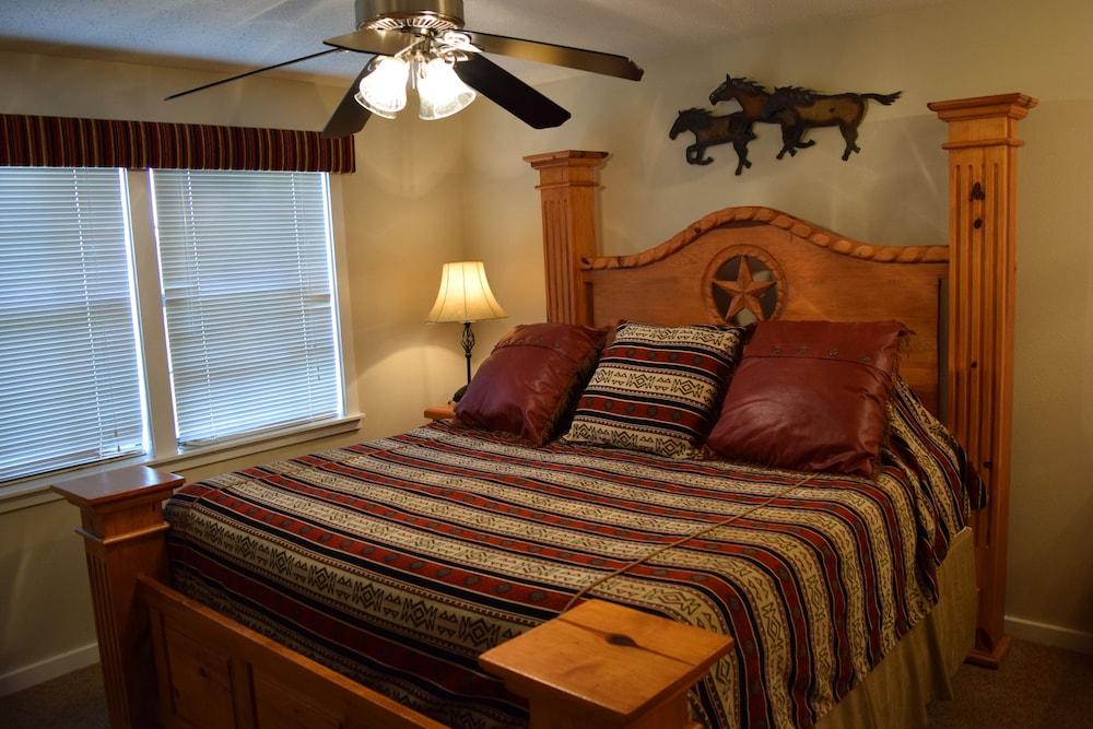 Flying L Ranch Resort photo 8