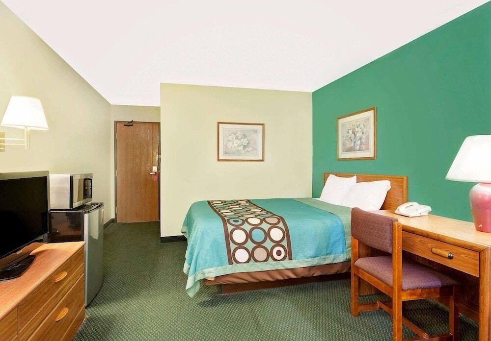 Super Inn photo 14