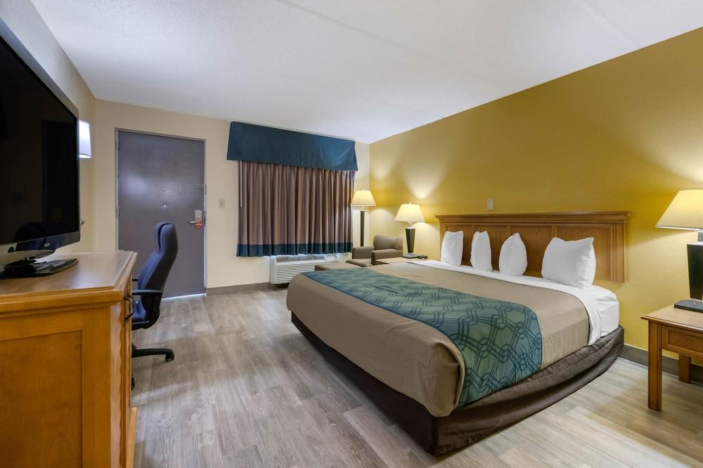 SureStay by Best Western Jacksonville Airport photo 11