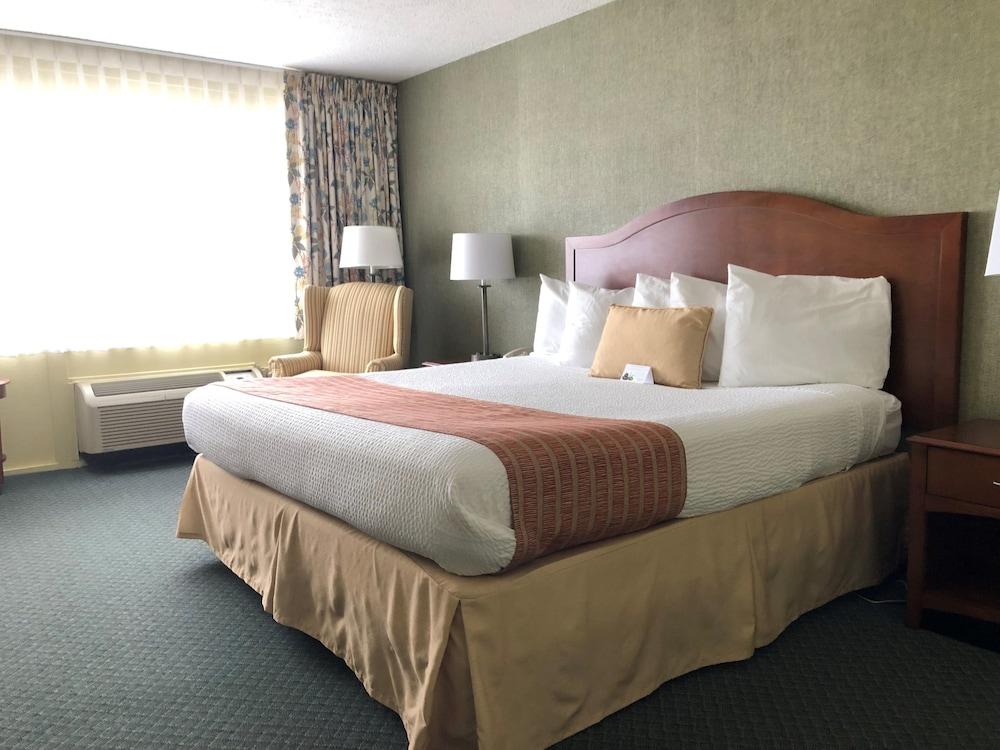 Pier 4 Hotel photo 8